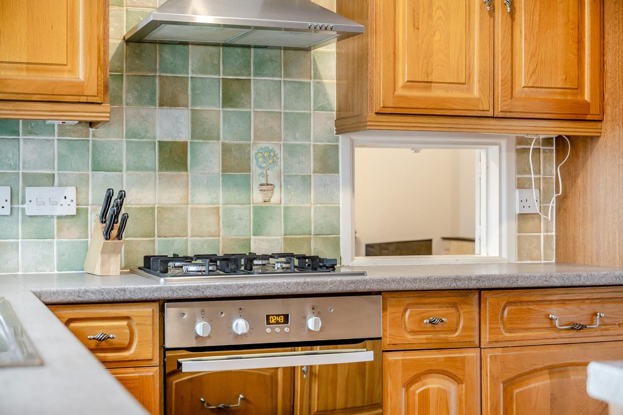 Elvington Cottage - Family-Friendly Cheerful House At The Heart Of The Cotswolds Bourton-on-the-Water Exterior foto