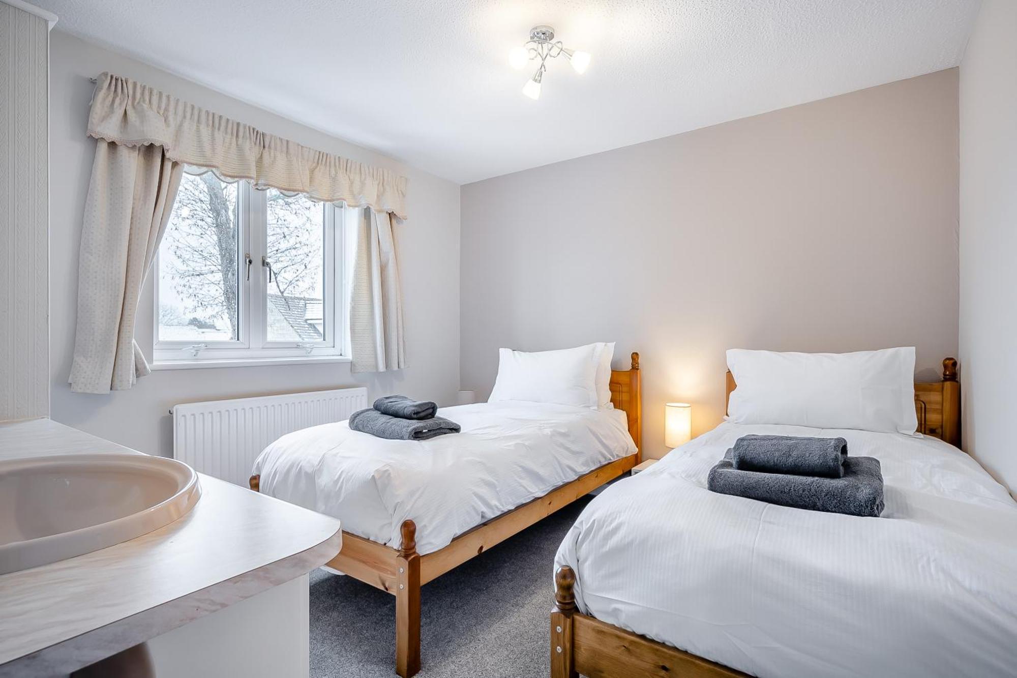 Elvington Cottage - Family-Friendly Cheerful House At The Heart Of The Cotswolds Bourton-on-the-Water Exterior foto